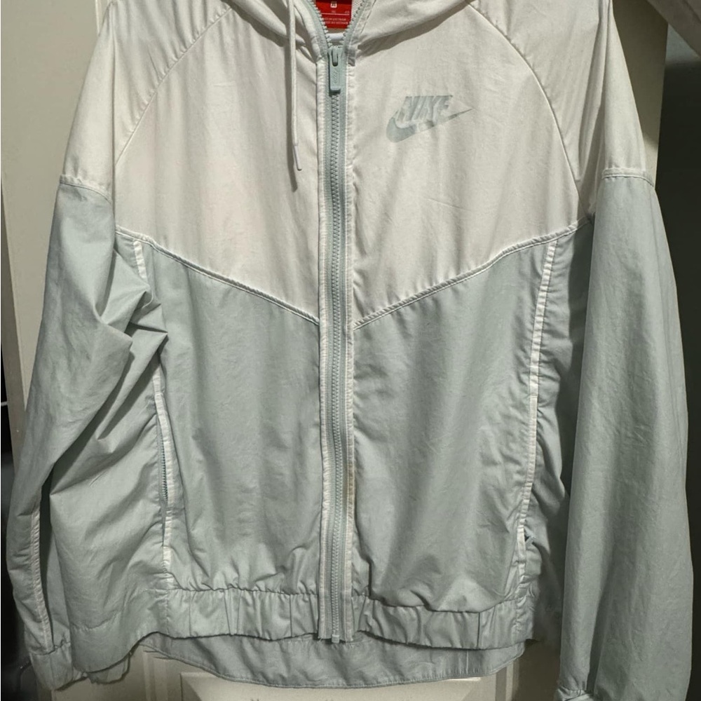 Nike White and Gray Utility Jacket with Chevron Design